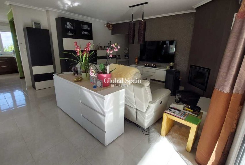 Resale - VILLA -
ABANILLA - La Zarza