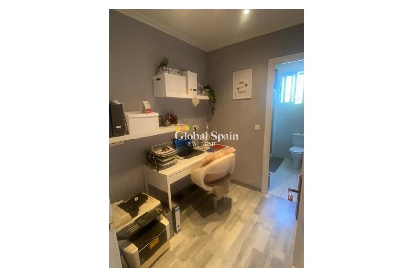 Resale - VILLA -
ALBATERA - Campo De Albatera