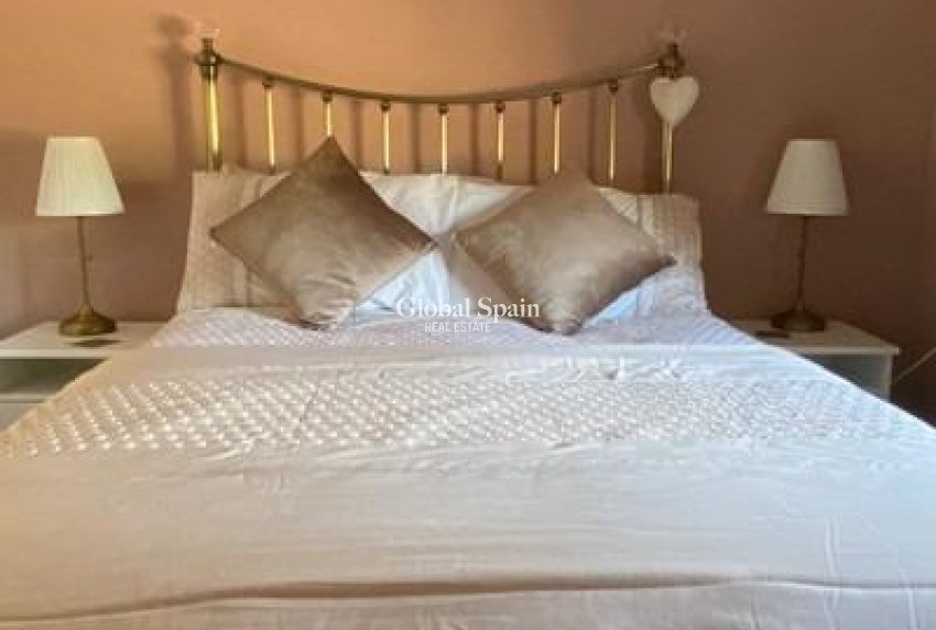 Resale - VILLA -
ALBATERA - Campo De Albatera