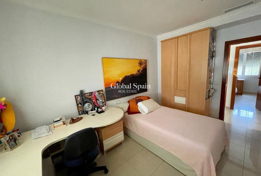 Resale - VILLA -
ALBATERA - Inland