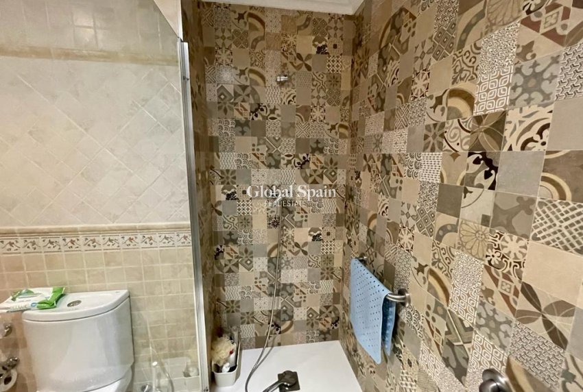 Resale - VILLA -
ALBATERA - Inland