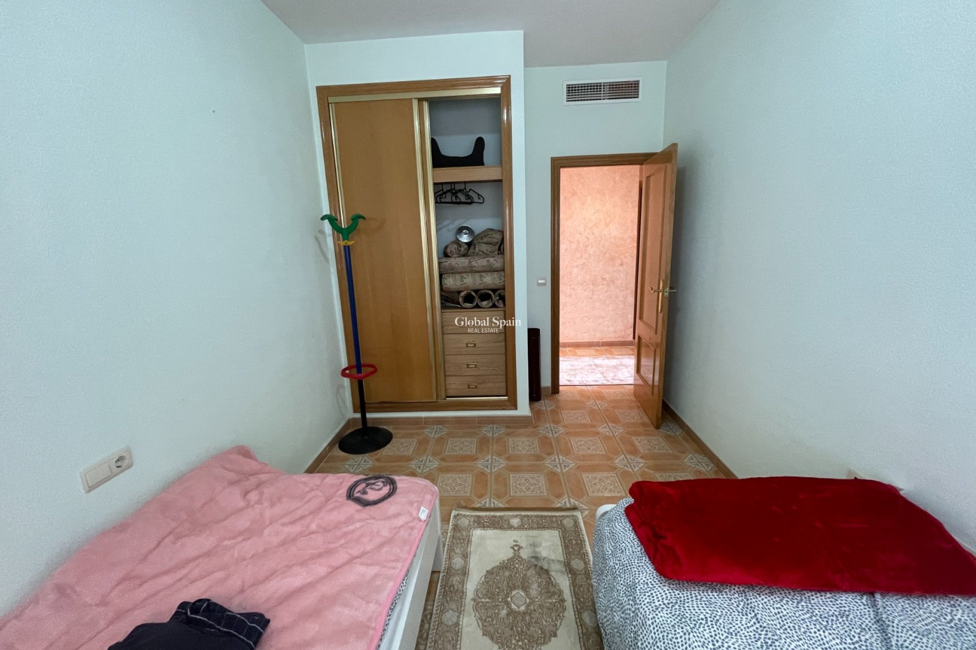 Resale - VILLA -
ALBATERA - Inland