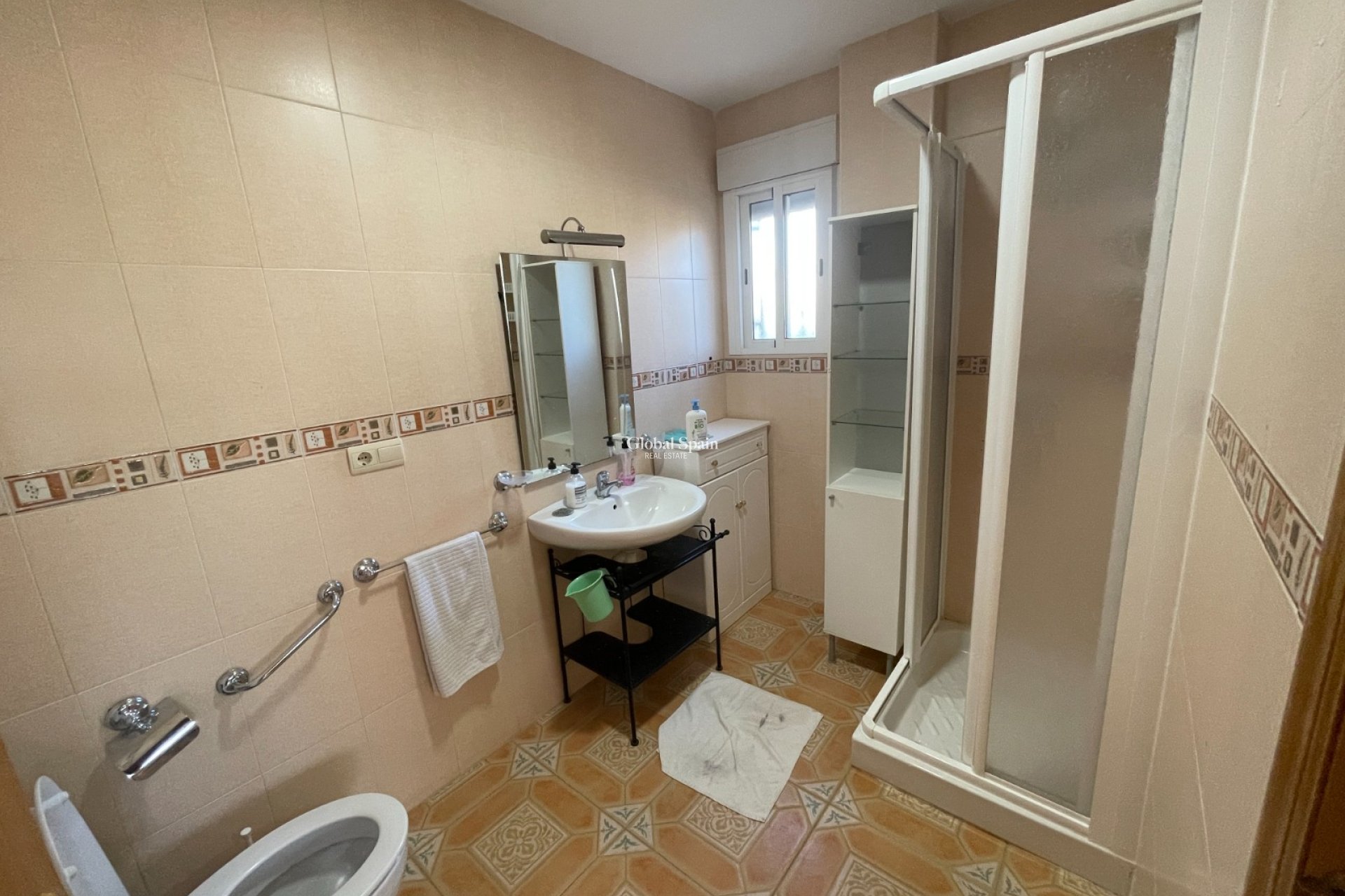 Resale - VILLA -
ALBATERA - Inland