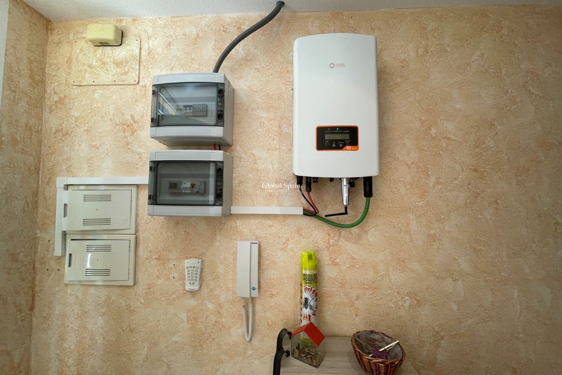 Resale - VILLA -
ALBATERA - Inland