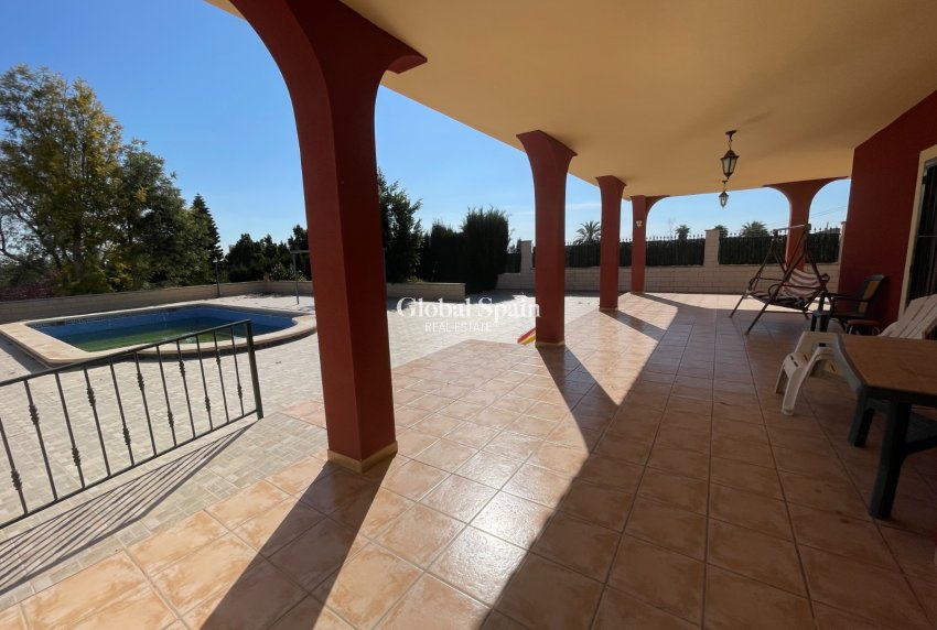 Resale - VILLA -
ALBATERA - Inland