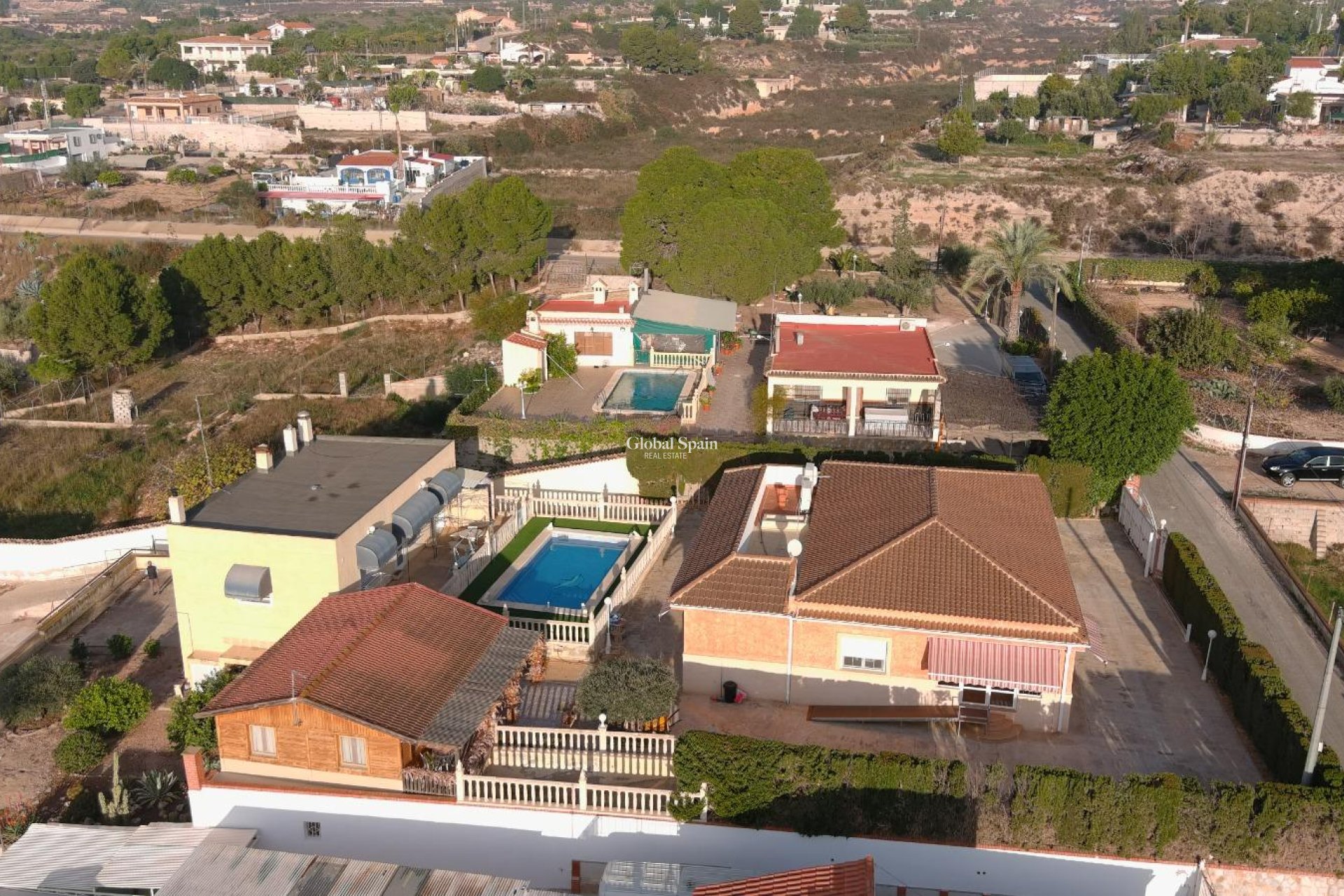 Resale - VILLA -
ALBATERA - Inland