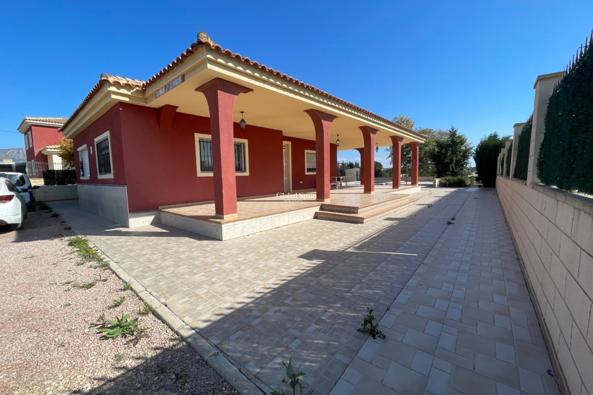 Resale - VILLA -
ALBATERA - Inland