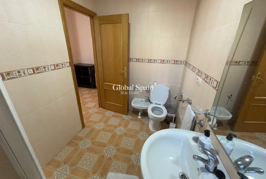 Resale - VILLA -
ALBATERA - Inland