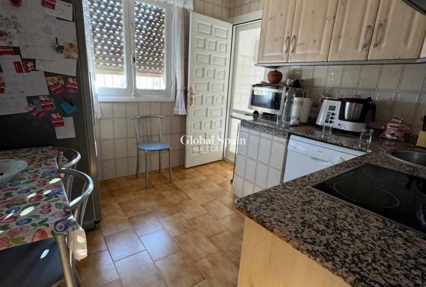 Resale - VILLA -
ALBATERA - Partida Lomas