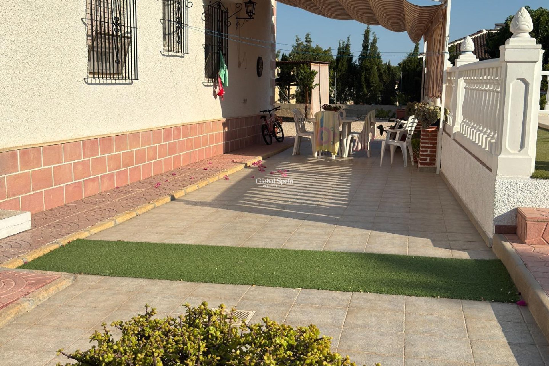 Resale - VILLA -
ALBATERA - Partida Lomas