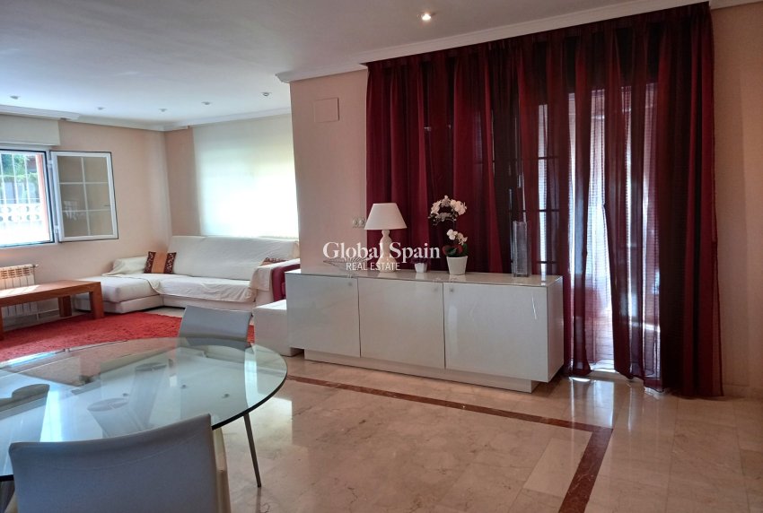 Resale - VILLA -
Albir - center
