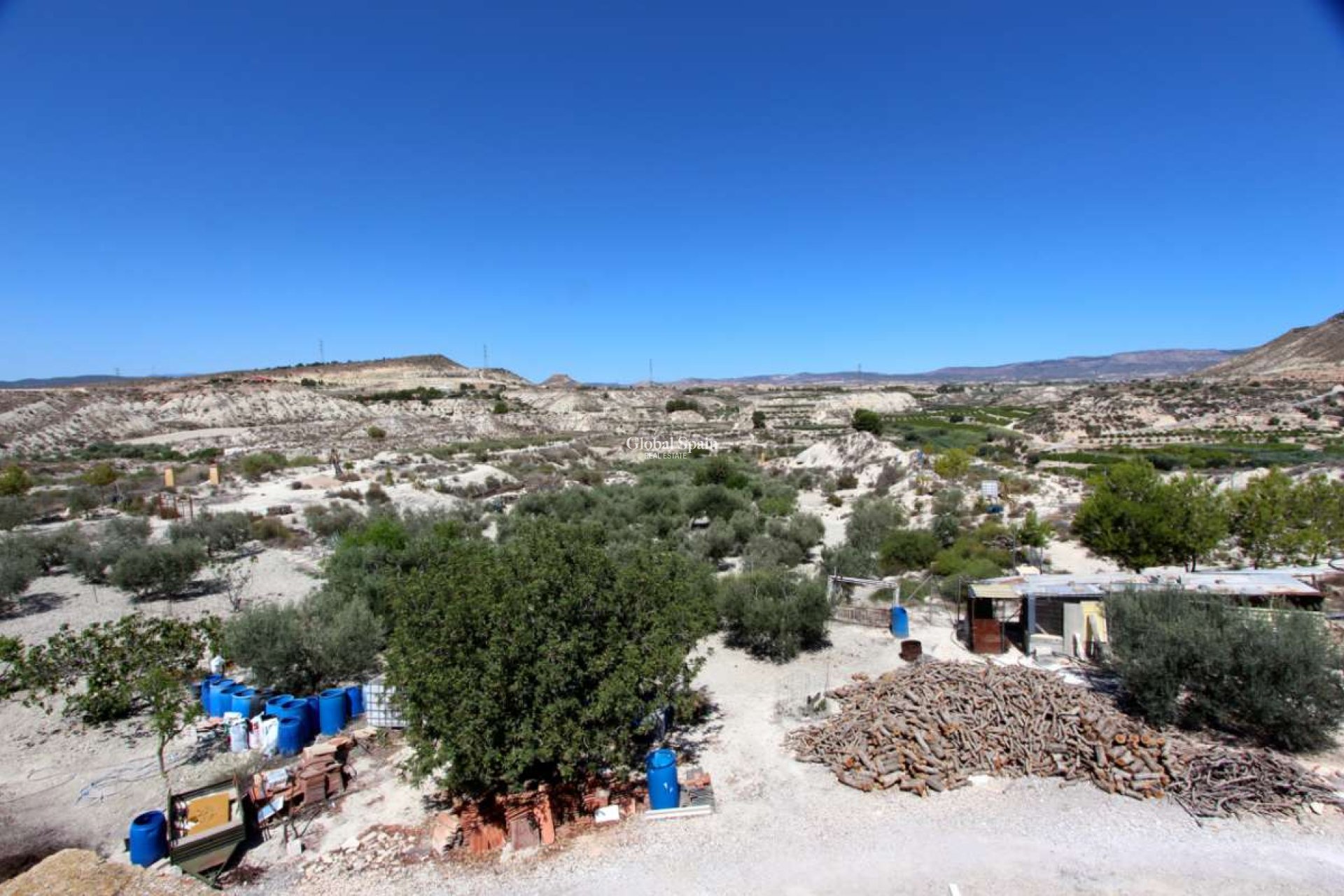 Resale - VILLA -
ALBUDEITE - Inland