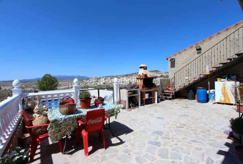 Resale - VILLA -
ALBUDEITE - Inland