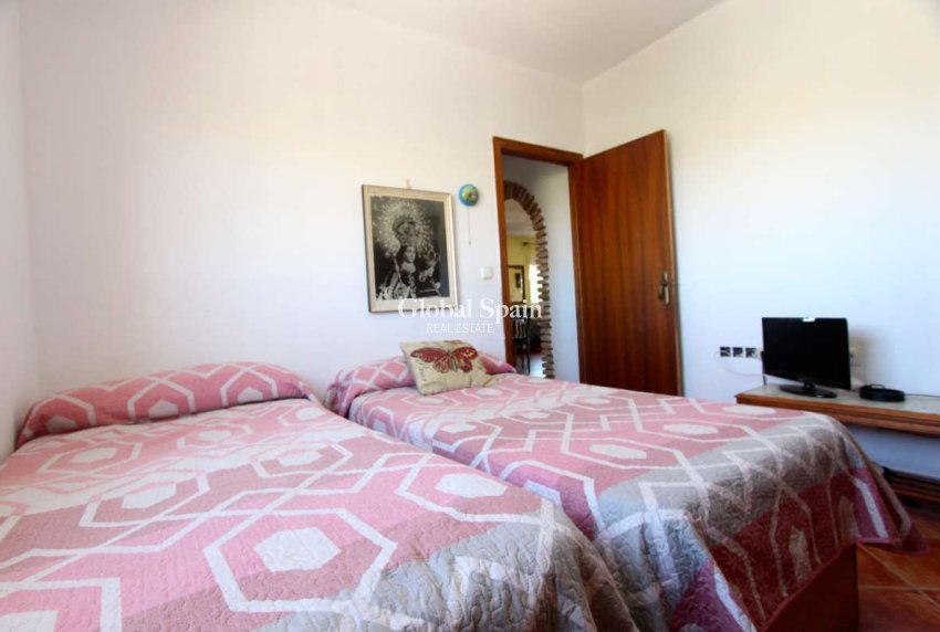 Resale - VILLA -
ALBUDEITE - Inland