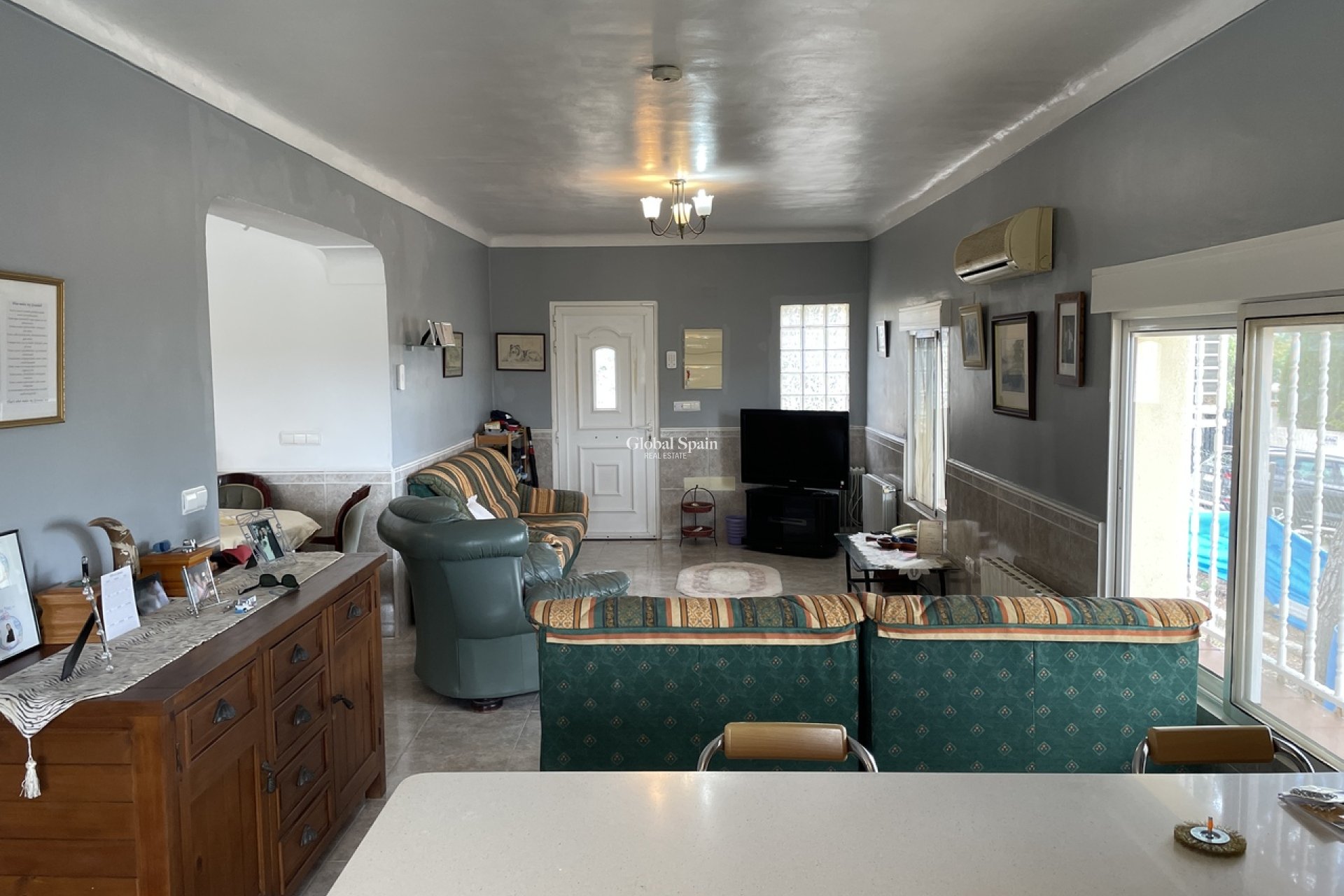 Resale - VILLA -
ALEDO - Inland