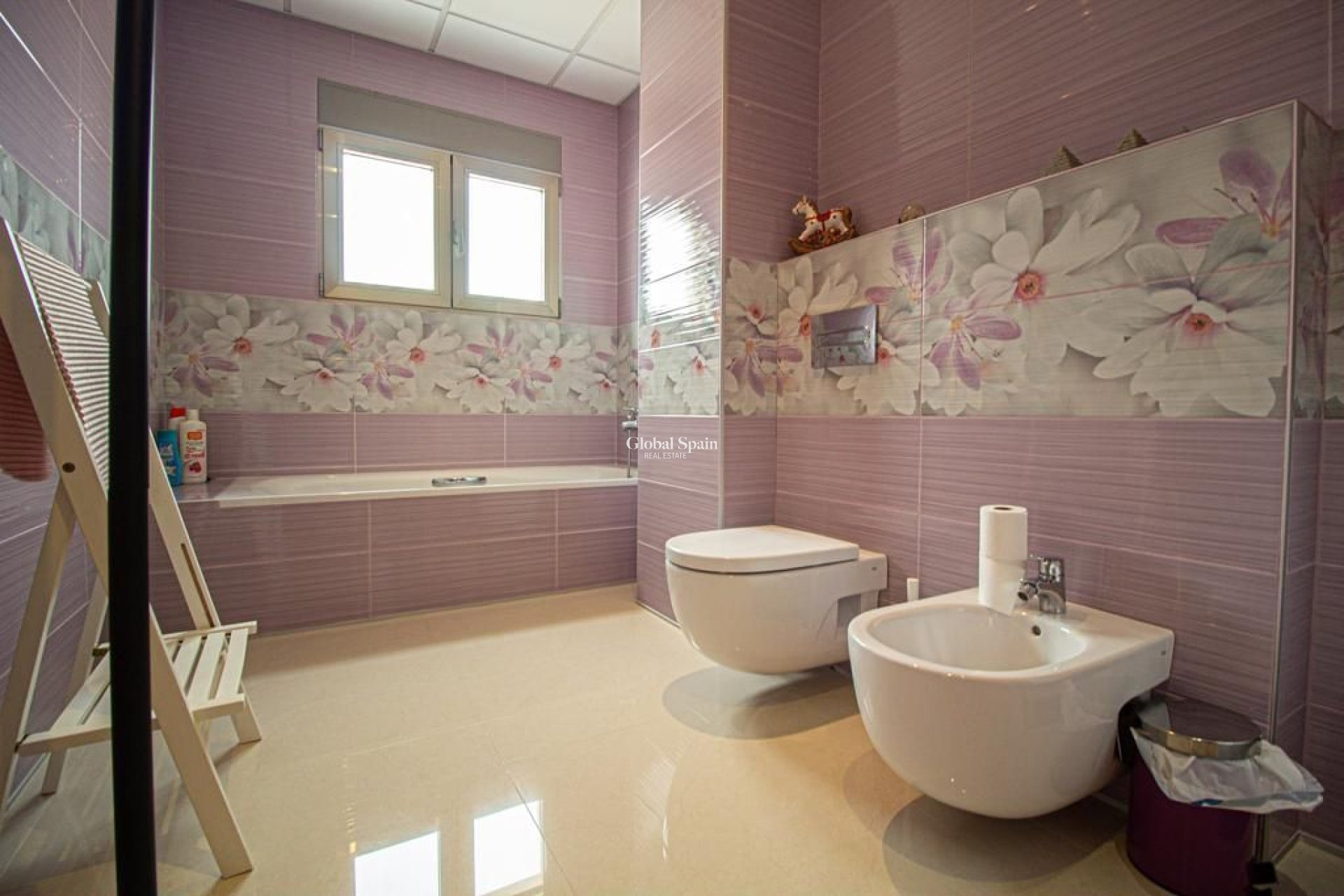 Resale - VILLA -
ALFAZ DEL PI - Albir