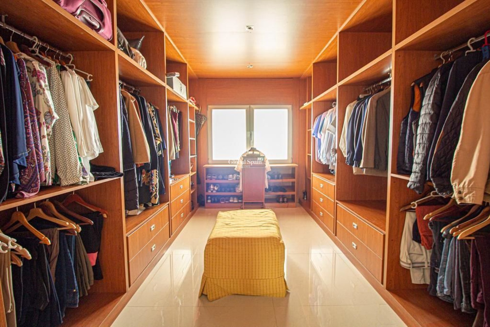 Resale - VILLA -
ALFAZ DEL PI - Albir