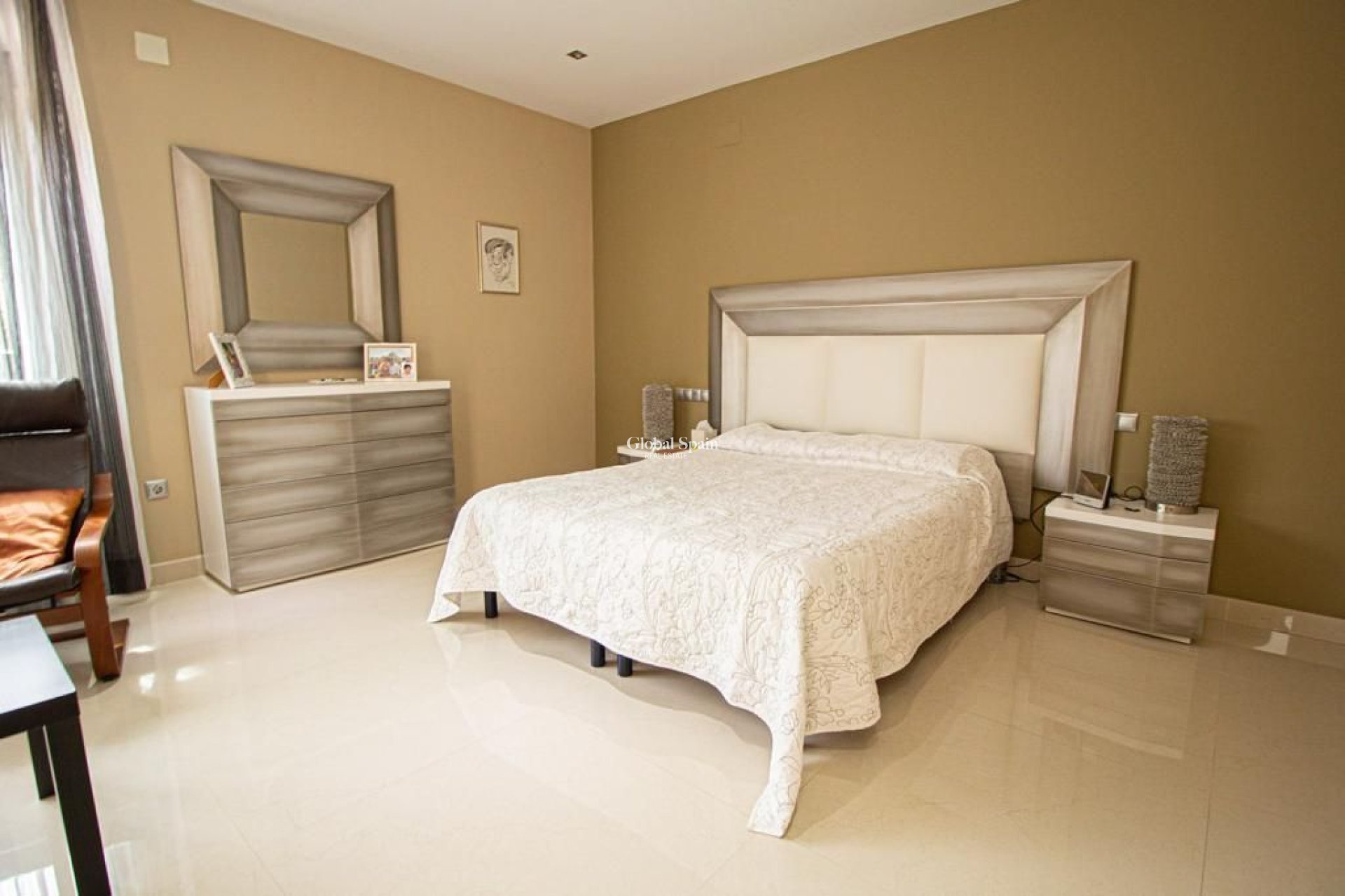 Resale - VILLA -
ALFAZ DEL PI - Albir