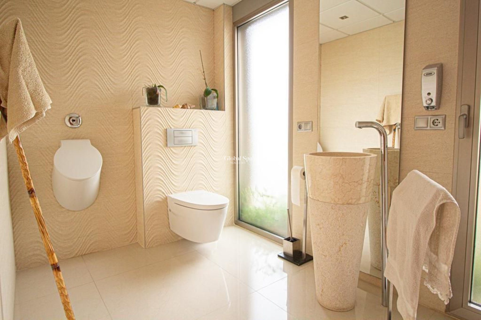 Resale - VILLA -
ALFAZ DEL PI - Albir