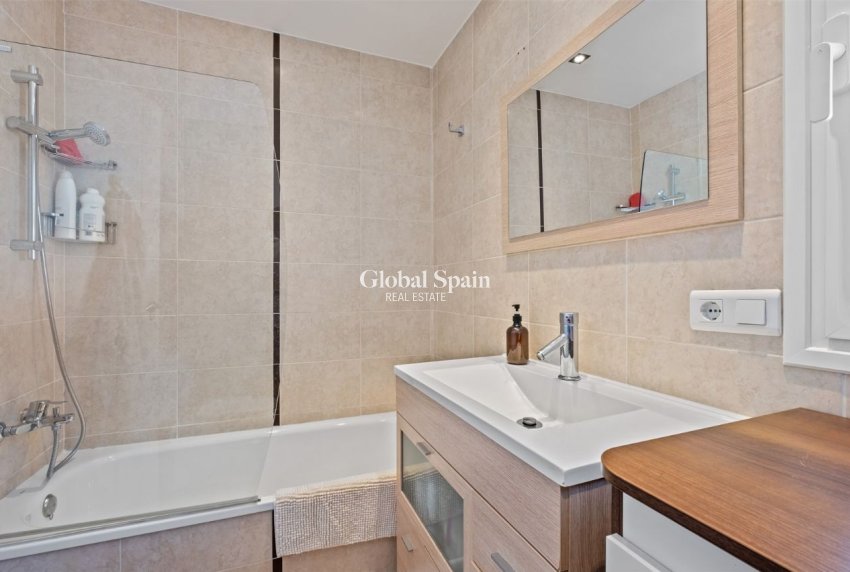 Resale - VILLA -
ALFAZ DEL PI - Costa Blanca