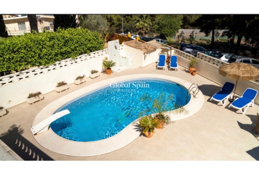 Resale - VILLA -
ALFAZ DEL PI - Costa Blanca