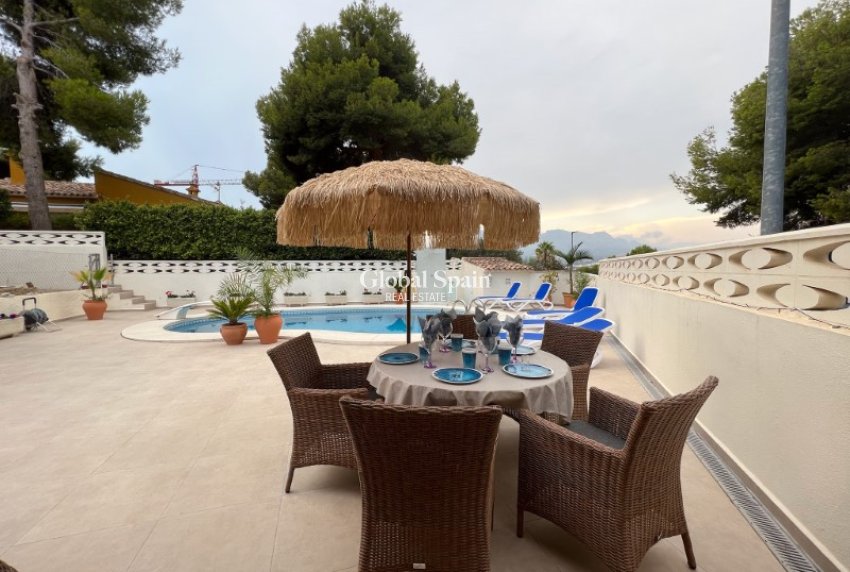 Resale - VILLA -
ALFAZ DEL PI - Costa Blanca