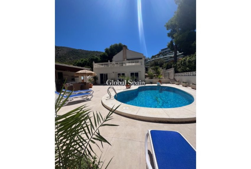 Resale - VILLA -
ALFAZ DEL PI - Costa Blanca