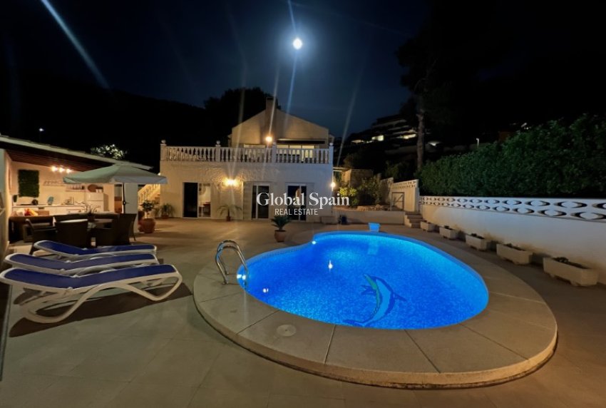 Resale - VILLA -
ALFAZ DEL PI - Costa Blanca