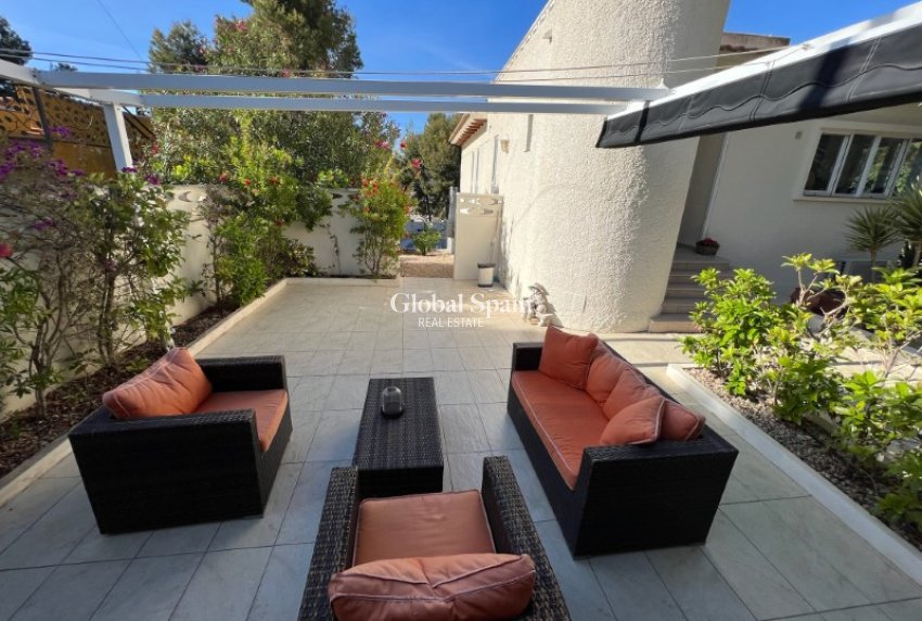 Resale - VILLA -
ALFAZ DEL PI - Costa Blanca