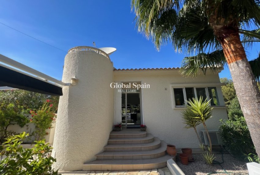 Resale - VILLA -
ALFAZ DEL PI - Costa Blanca