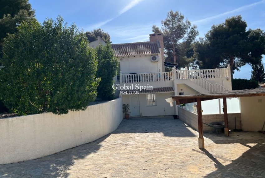 Resale - VILLA -
ALFAZ DEL PI - Costa Blanca