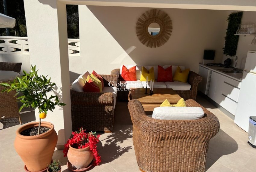 Resale - VILLA -
ALFAZ DEL PI - Costa Blanca