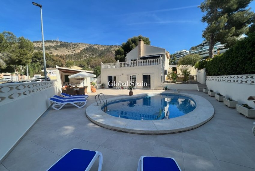 Resale - VILLA -
ALFAZ DEL PI - Costa Blanca
