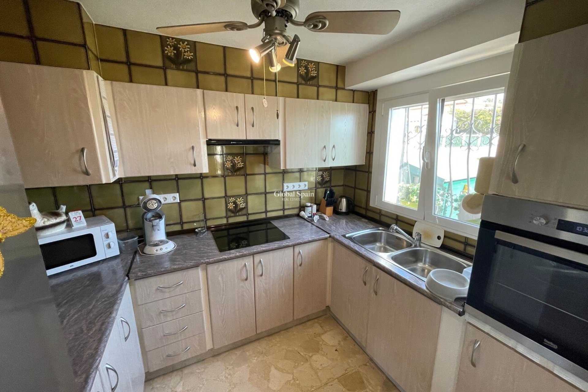 Resale - VILLA -
ALFAZ DEL PI - Costa Blanca