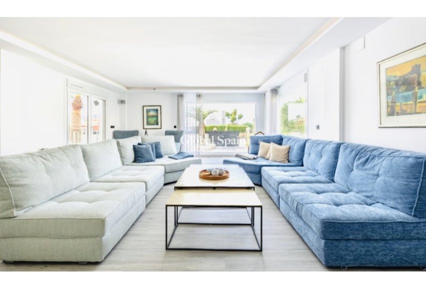 Resale - VILLA -
ALFAZ DEL PI - Costa Blanca