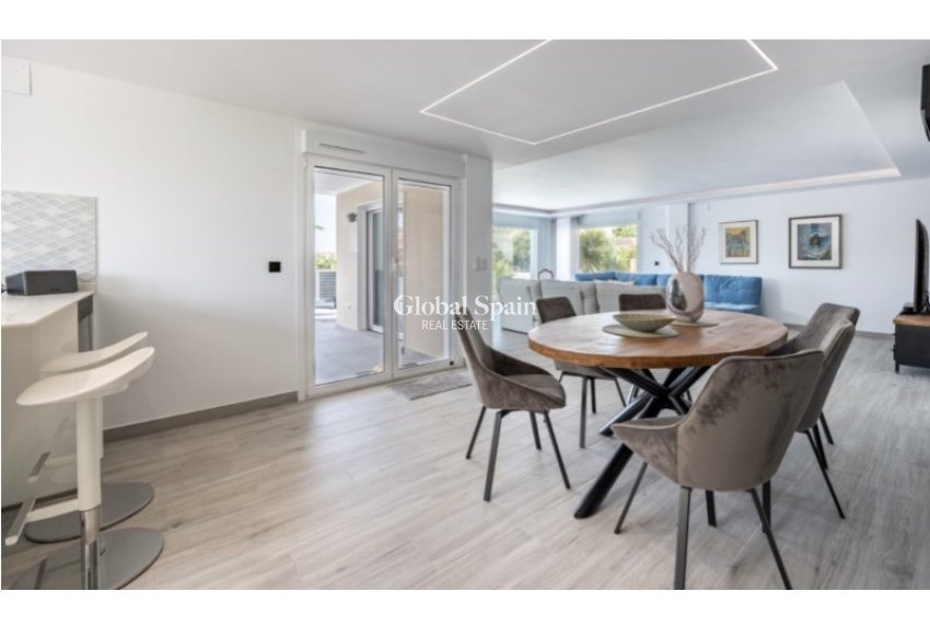 Resale - VILLA -
ALFAZ DEL PI - Costa Blanca