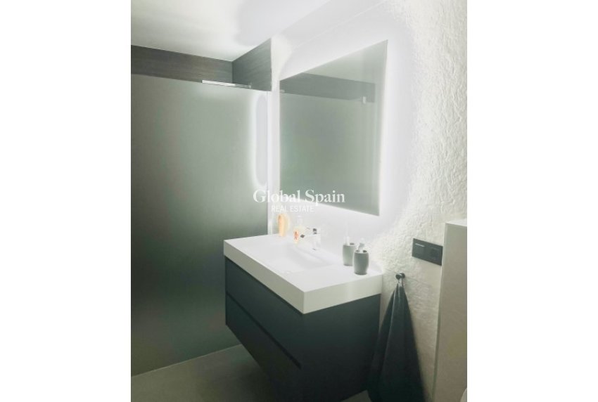 Resale - VILLA -
ALFAZ DEL PI - Costa Blanca