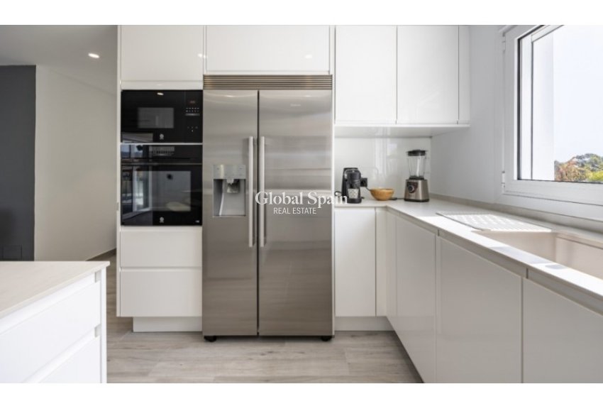 Resale - VILLA -
ALFAZ DEL PI - Costa Blanca