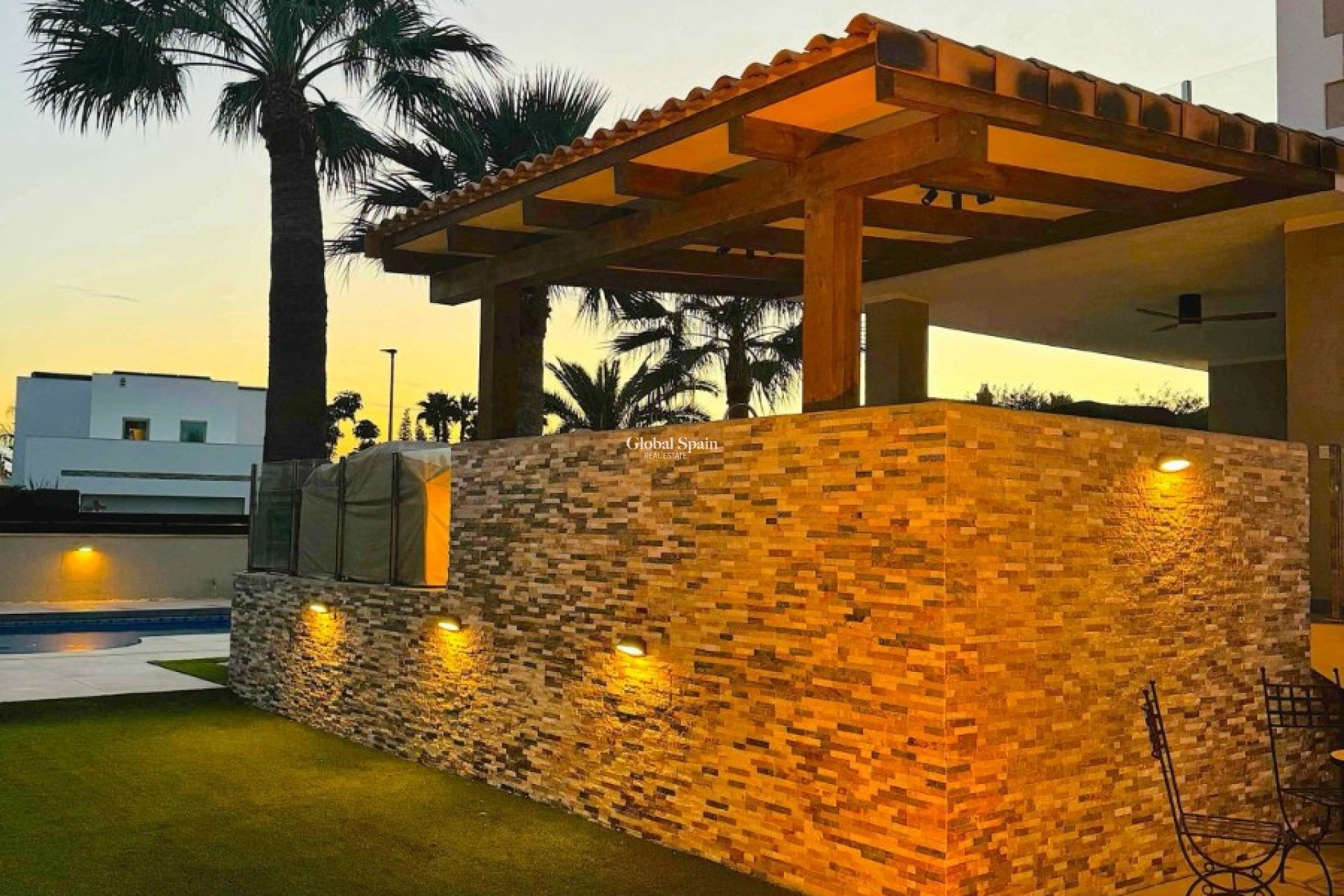 Resale - VILLA -
ALFAZ DEL PI - Costa Blanca