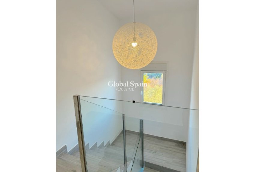 Resale - VILLA -
ALFAZ DEL PI - Costa Blanca