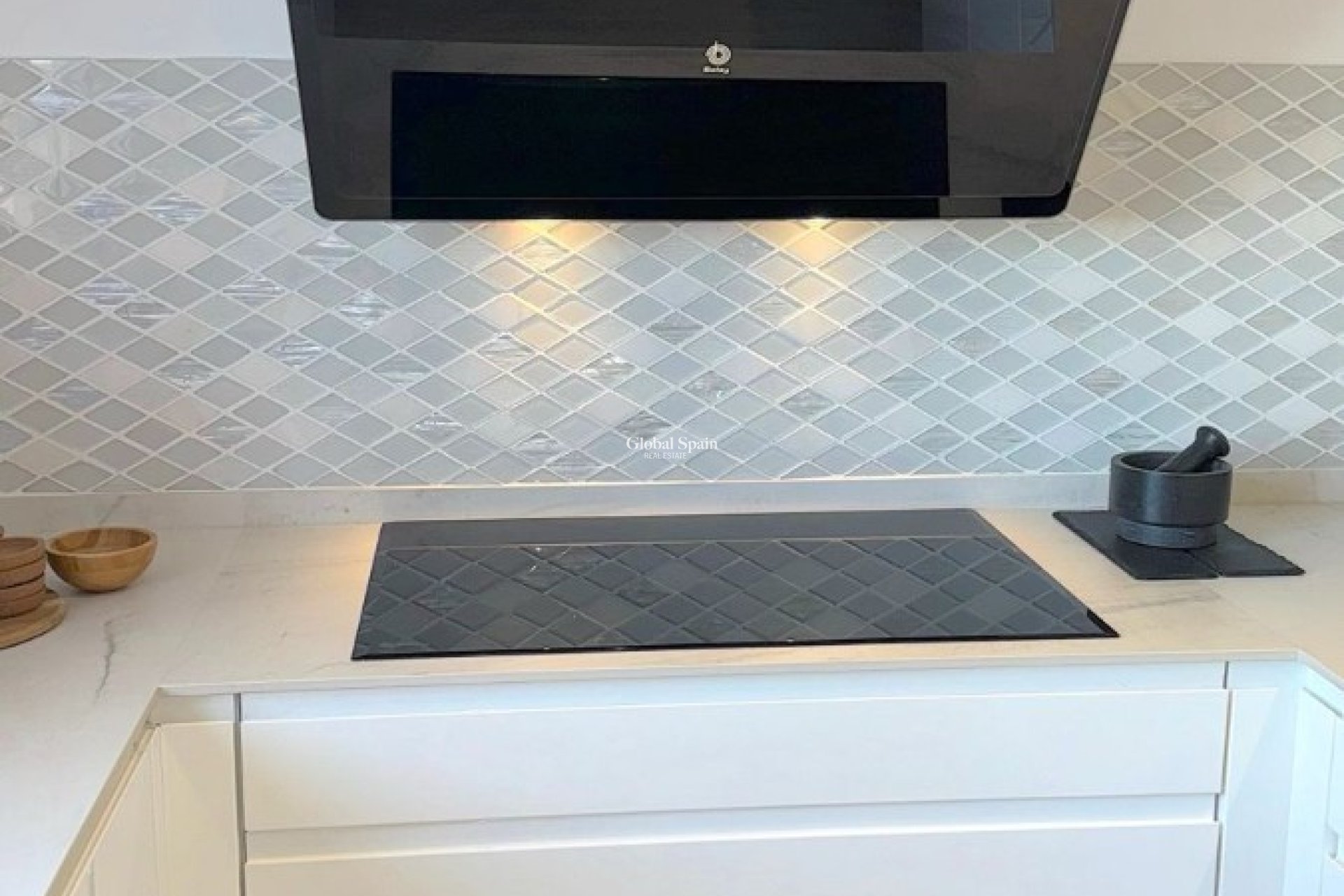 Resale - VILLA -
ALFAZ DEL PI - Costa Blanca