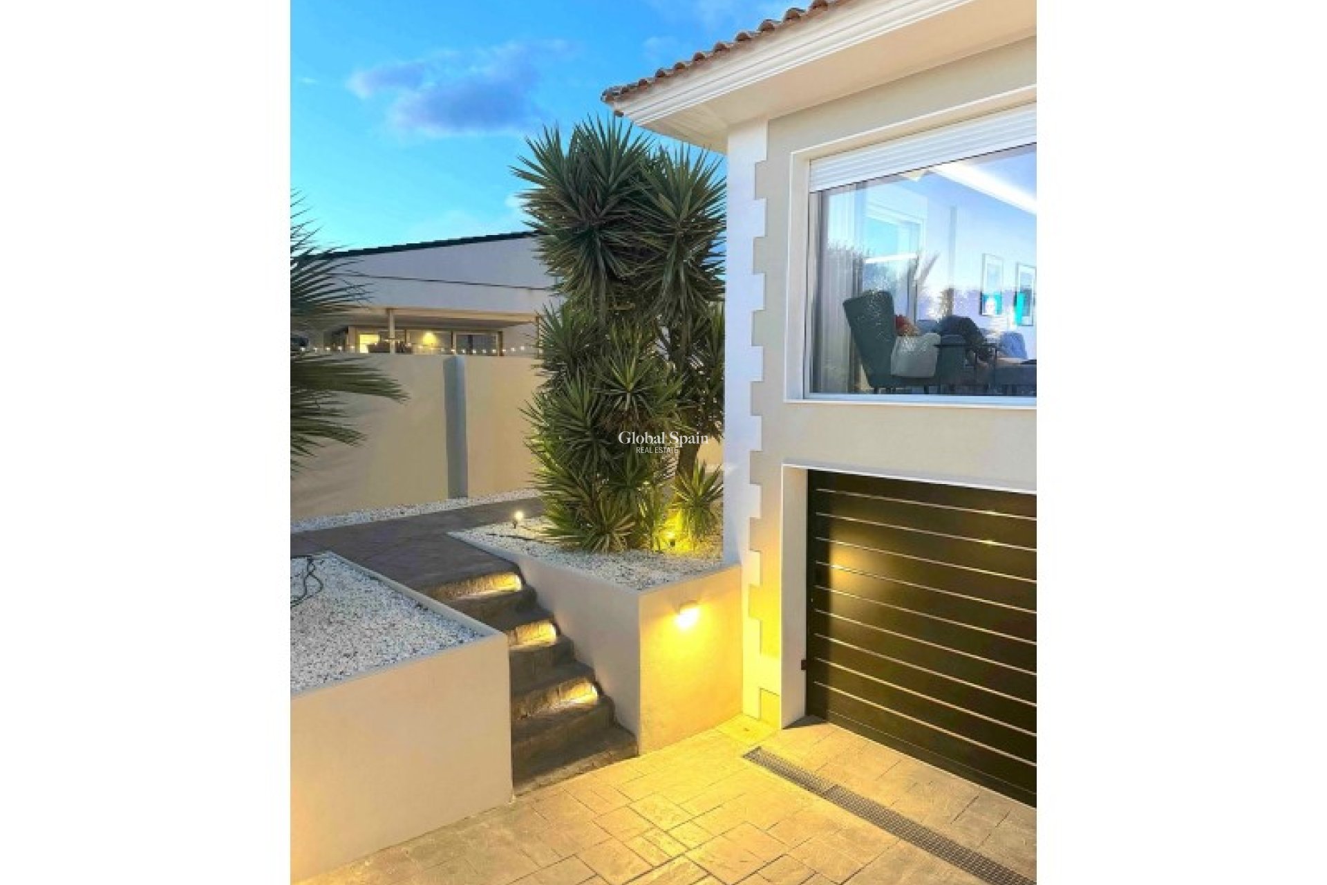 Resale - VILLA -
ALFAZ DEL PI - Costa Blanca