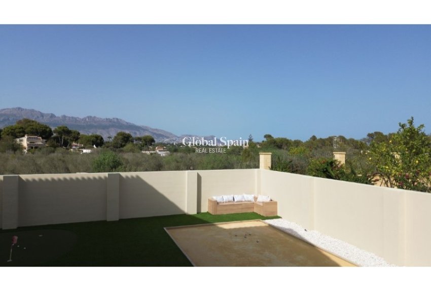 Resale - VILLA -
ALFAZ DEL PI - Costa Blanca