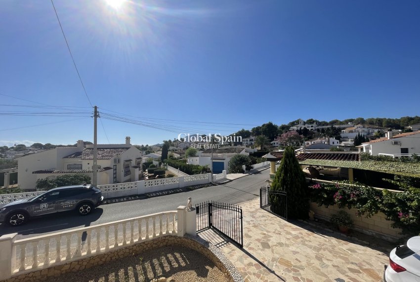 Resale - VILLA -
ALFAZ DEL PI - l'Alfas del Pi