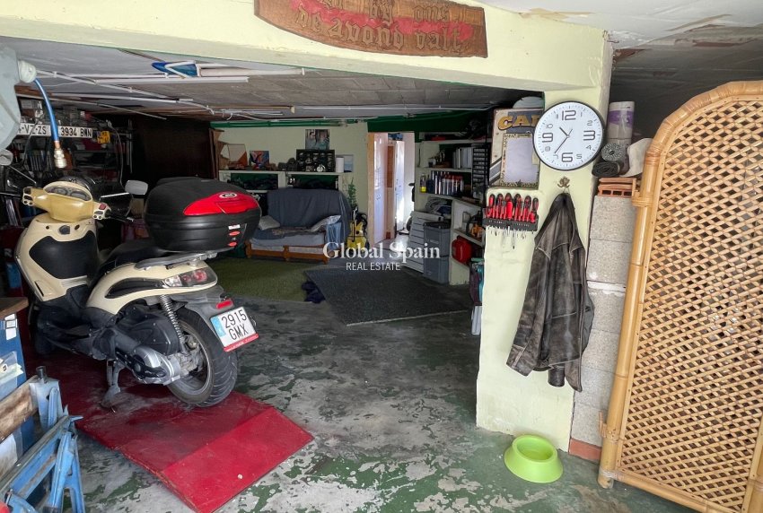 Resale - VILLA -
ALFAZ DEL PI - l'Alfas del Pi