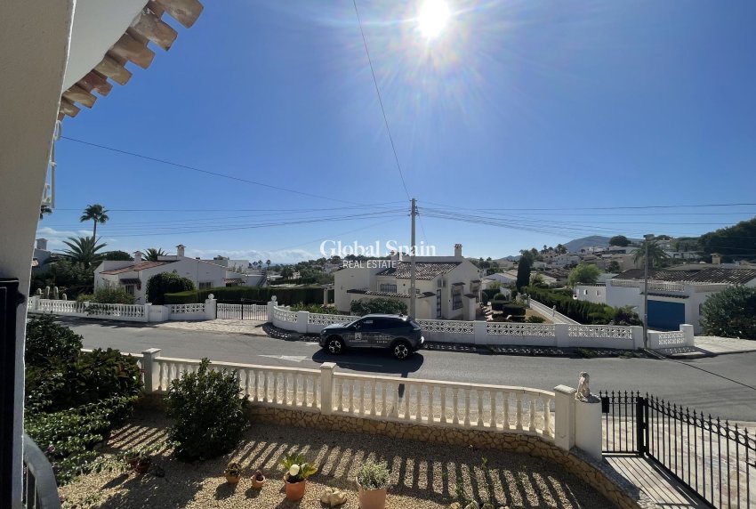 Resale - VILLA -
ALFAZ DEL PI - l'Alfas del Pi