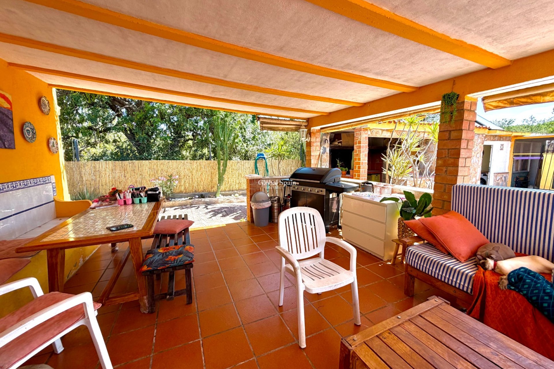 Resale - VILLA -
ALFAZ DEL PI