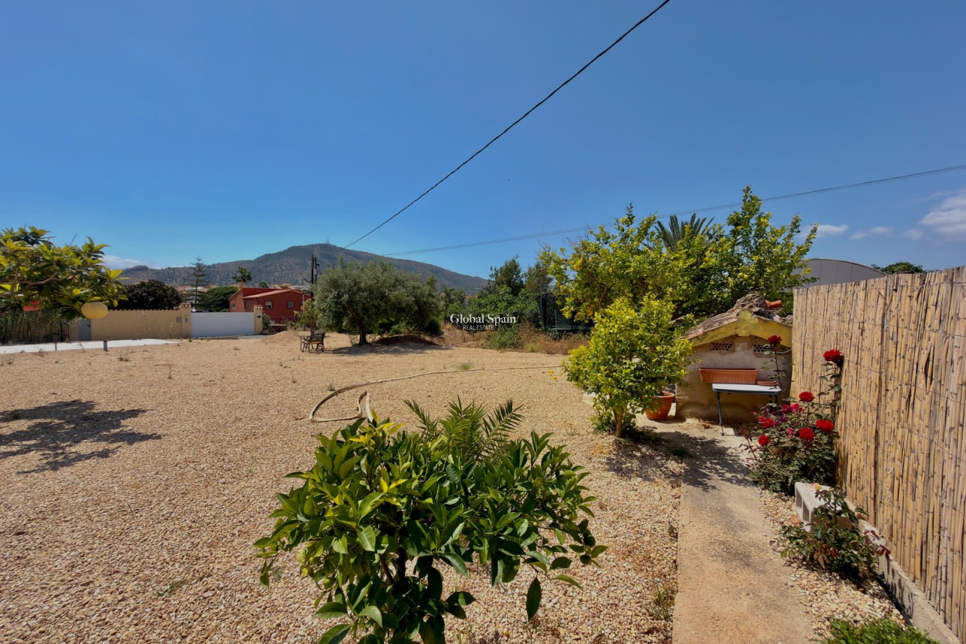Resale - VILLA -
ALFAZ DEL PI