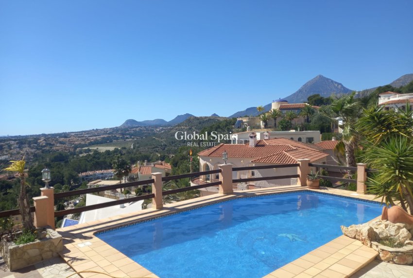 Resale - VILLA -
ALFAZ DEL PI