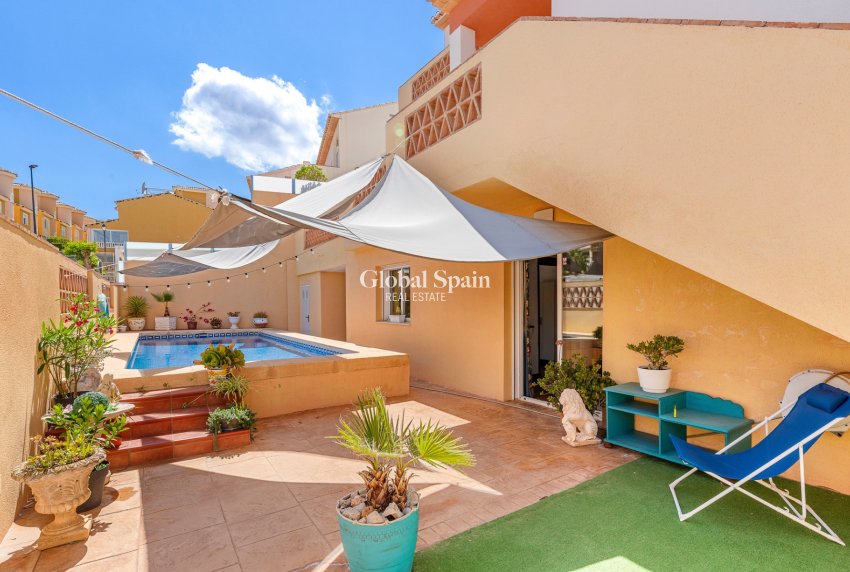 Resale - VILLA -
ALFAZ DEL PI